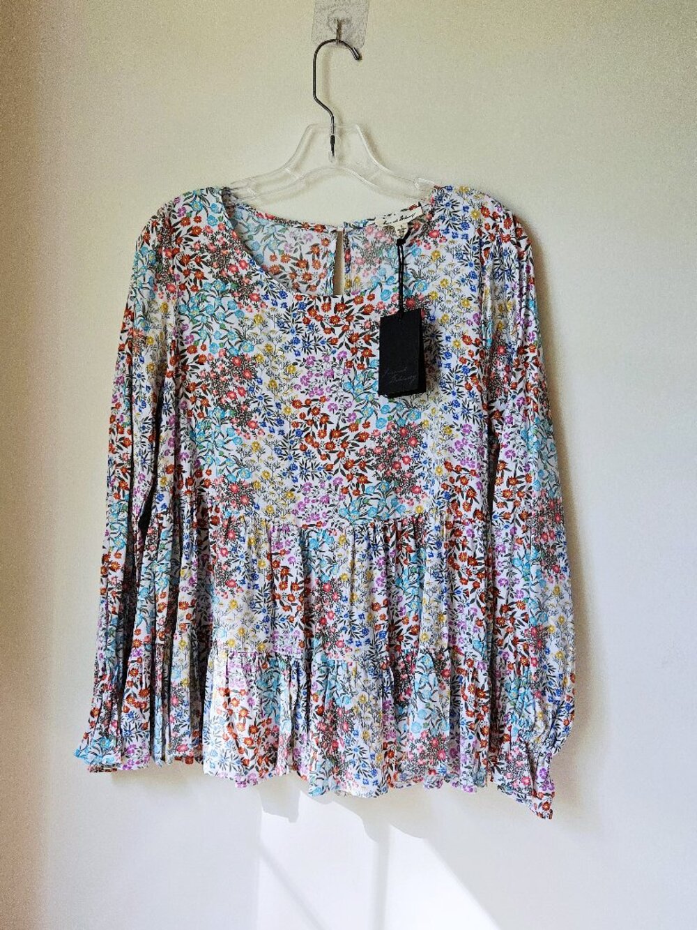 Jane and Delancey sz S (M) Rayon Floral Ruffled Peasant Top Blouse NEW